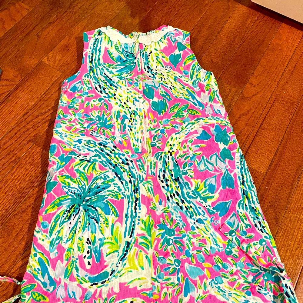 Kids Lilly Pulitzer Classic Shift Dress.  Size 6